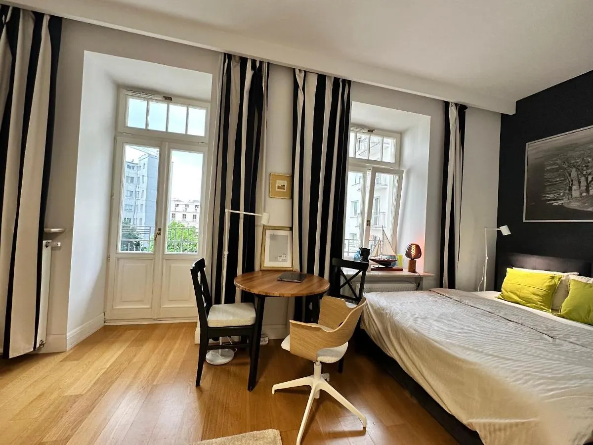 Apartamento Decor 4 Fast Wifi 85'Tv Netflix Hbo Disney+ Varsóvia Polónia